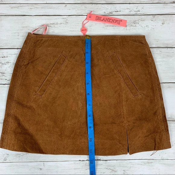 Blank NYC Suede Caramel Tan Brown Mini Skirt - Picture 7 of 8